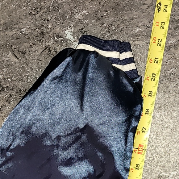 Made in USA. Vintage. Riggins TrueValue Hardwear. Embroidered Jacket. Large. - Picture 11 of 16